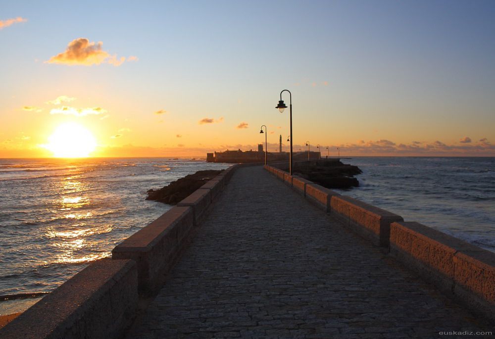 12-playa-caleta-euskadiz.jpg